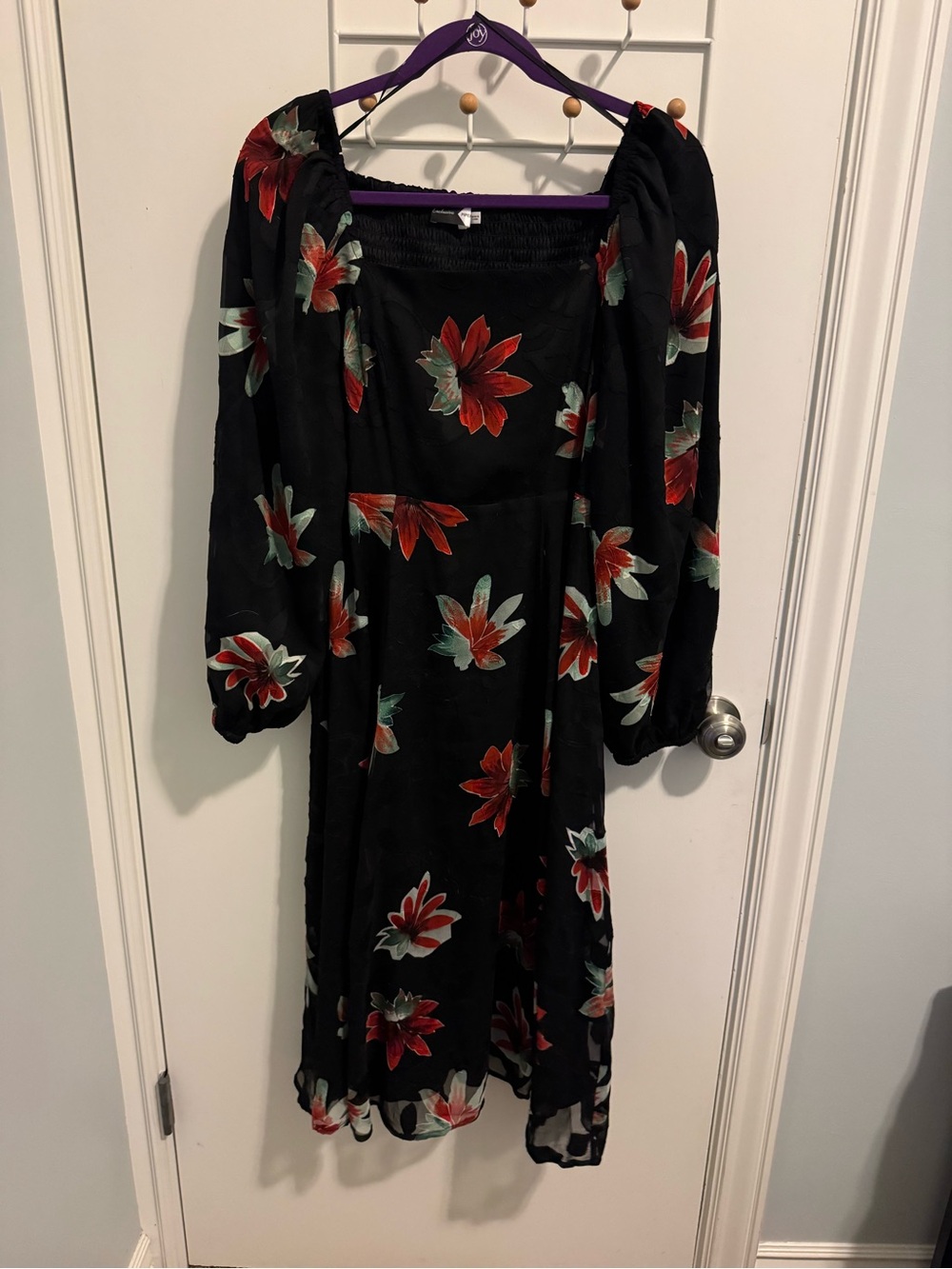 Black Midi Dress with Red Floral Print and Puff Sleeves